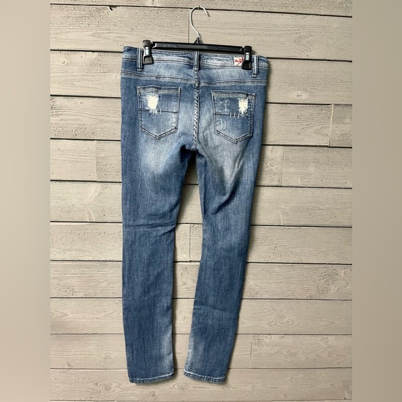 NWT Machine Distressed Denim Jeans from Modern Vintage Boutique Sz 9 - Picture 2 of 12